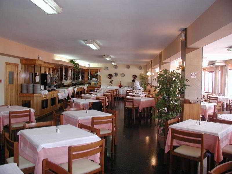 Hotel Vibra Marco Polo II - Adults Only Сан-Антоніо Ресторан фото